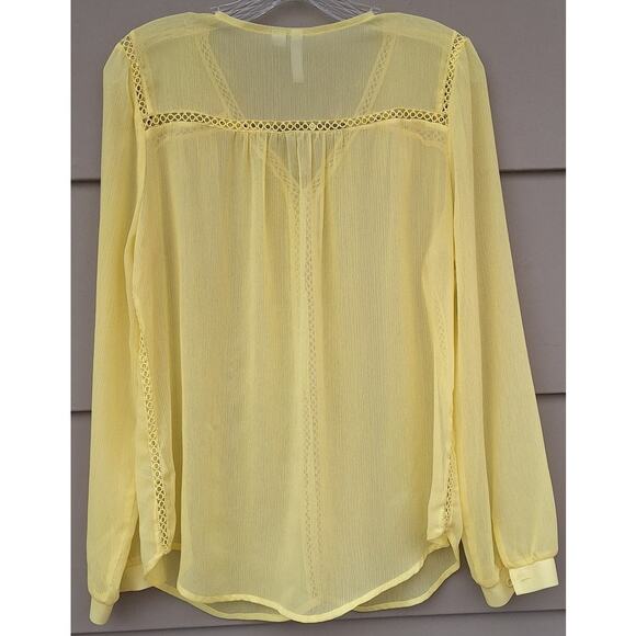 Katherine Barclay Montreal Semi Sheer Crochet Yellow V neck Blouse Size M Easter - Picture 5 of 9